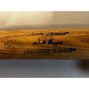 Wade Boggs Boston Red Sox Louisville Slugger 125 wood Bat 30"